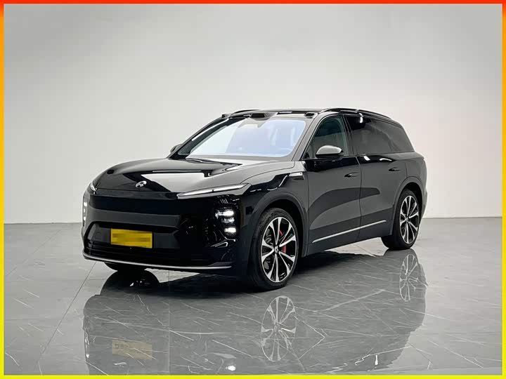 NIO ES8