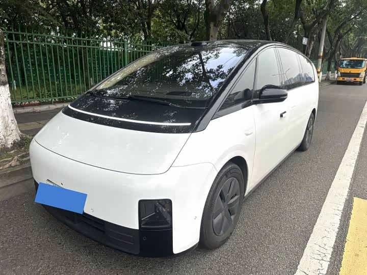 Li Auto MEGA