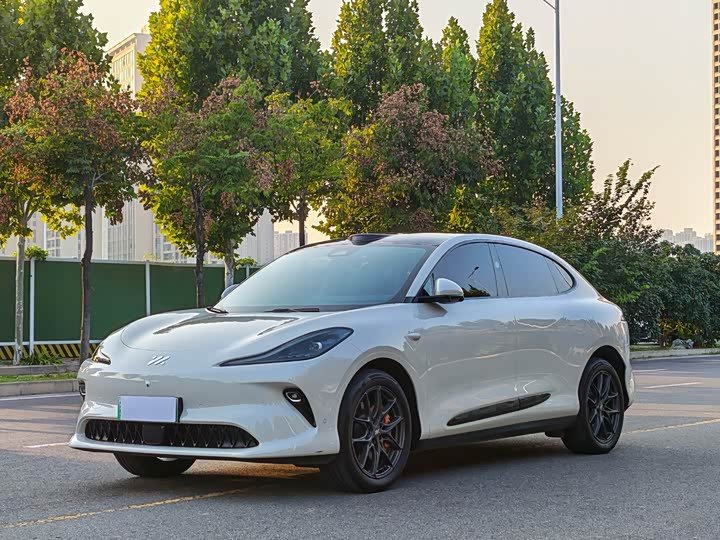 IM Motors IM LS6