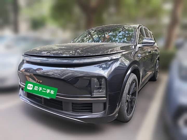 Li Auto L8