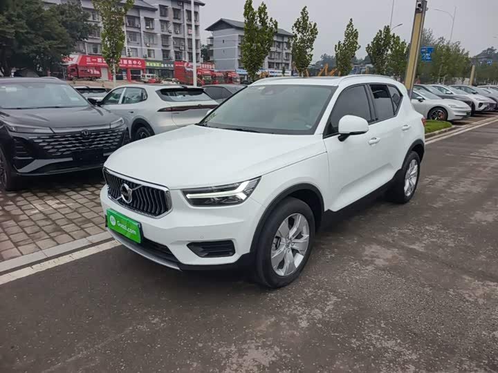 Volvo XC40