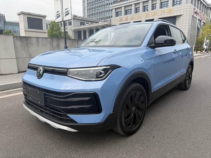 Volkswagen Tharu
