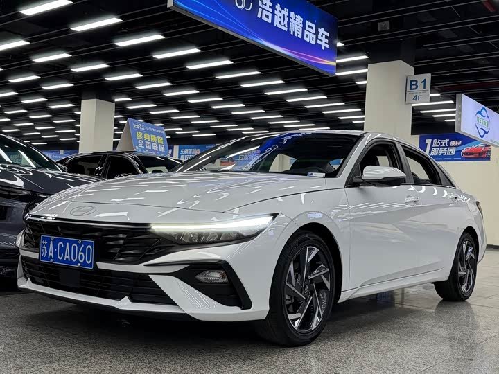 Hyundai Elantra