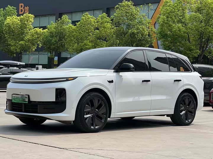 Li Auto L6