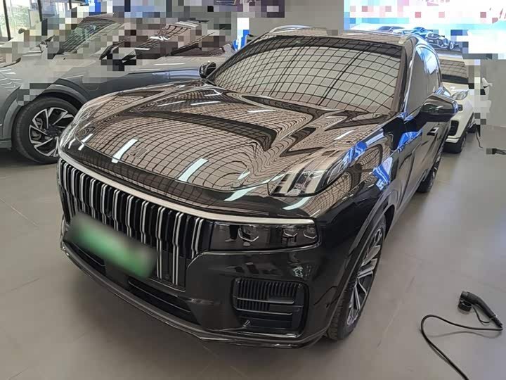 Lynk & Co 09