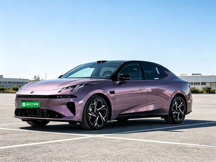 Lynk & Co 07