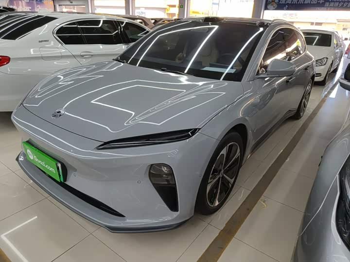 NIO ET5T