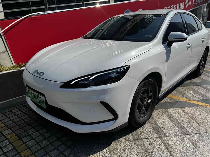 BYD Seal 05 DM-i