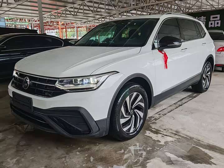 Volkswagen Tiguan L