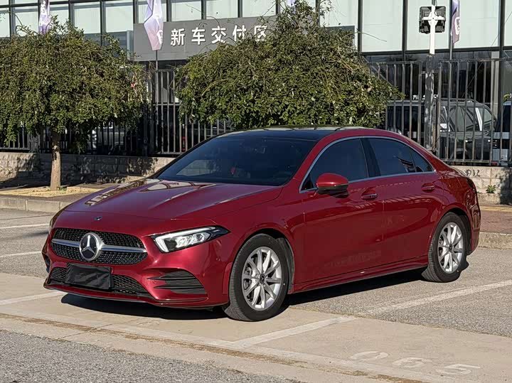 Mercedes-Benz A