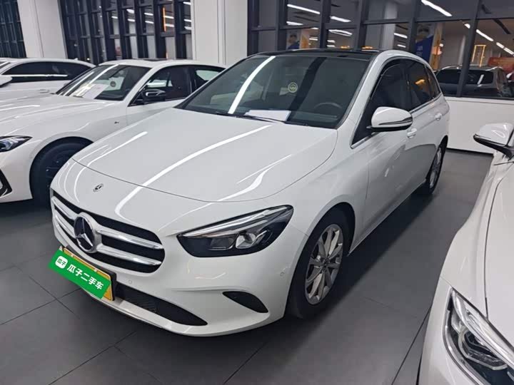 Mercedes-Benz B