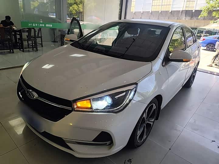 Chery Arrizo 5