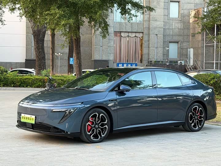 Nissan N7