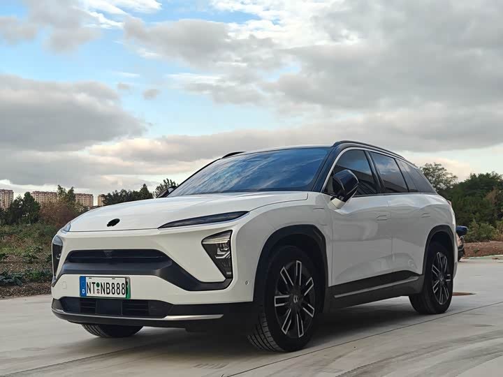 NIO ES6