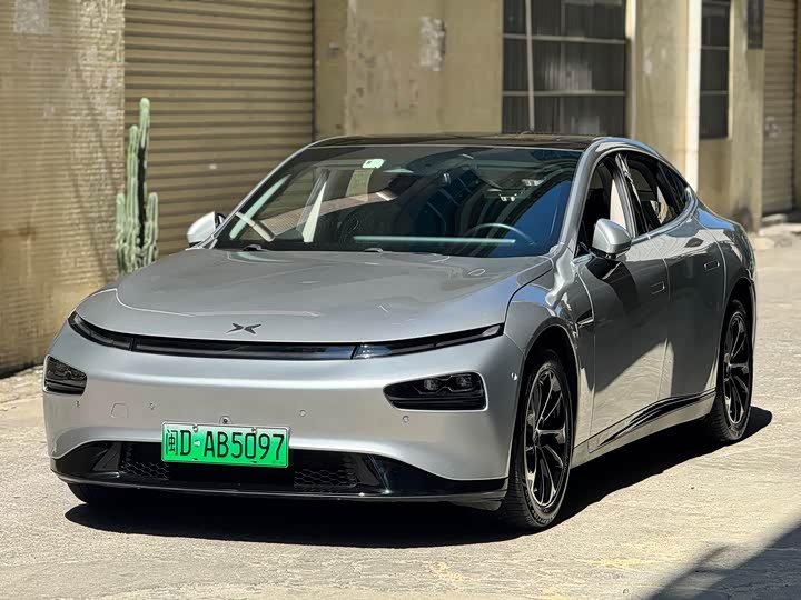 Xpeng P7