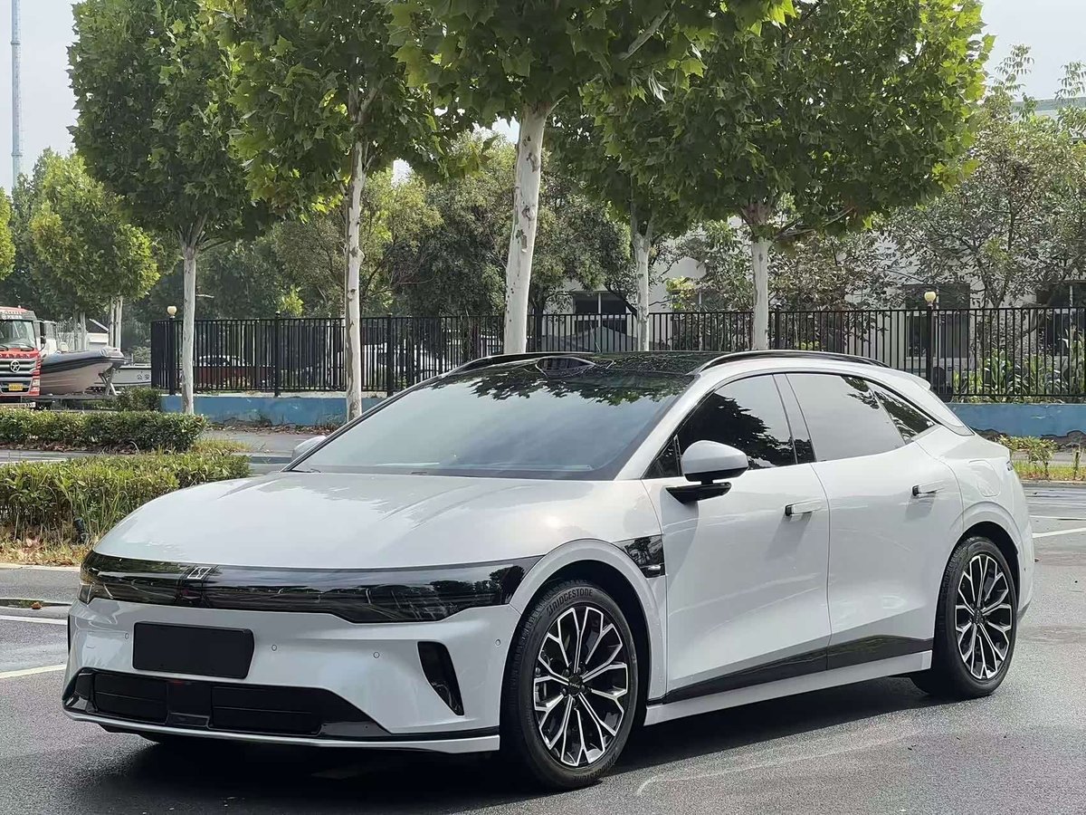 Zeekr 007GT