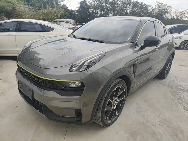 Lynk & Co 05