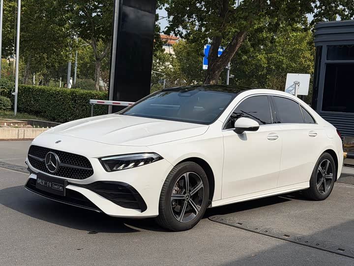 Mercedes-Benz A