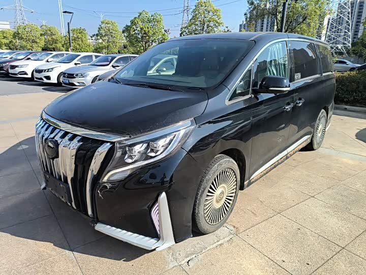 Trumpchi M8