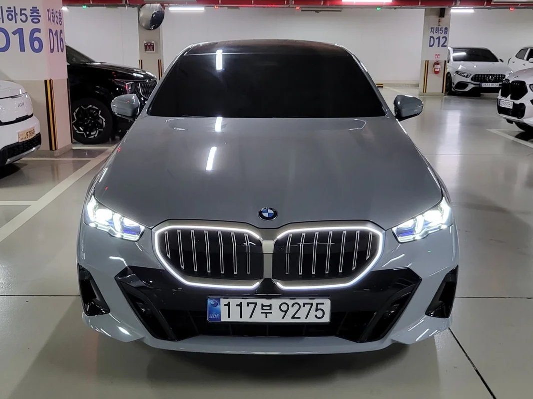 BMW 5-series