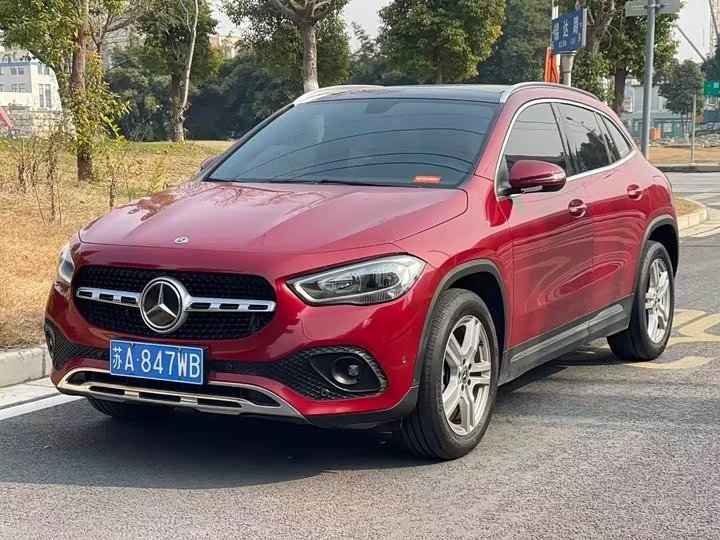 Mercedes-Benz GLA