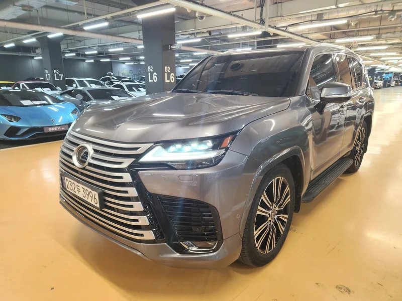 Lexus LX